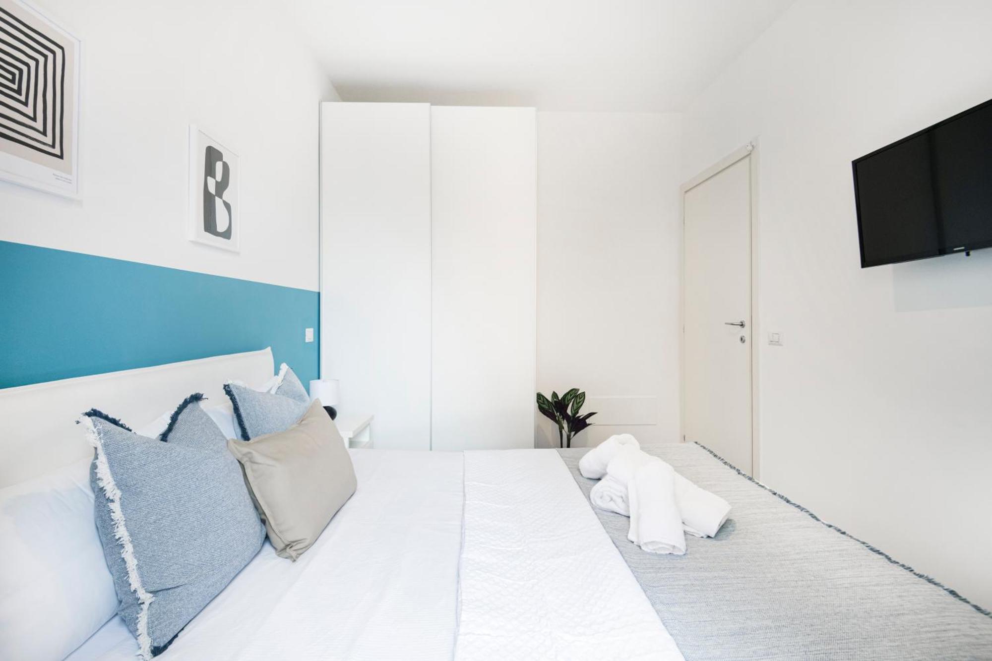 New Flat Fully Furnished In P.Ta Romana ميلان المظهر الخارجي الصورة